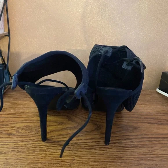 High Heels Size 8.5 - Call It Spring - Picture 3 of 5